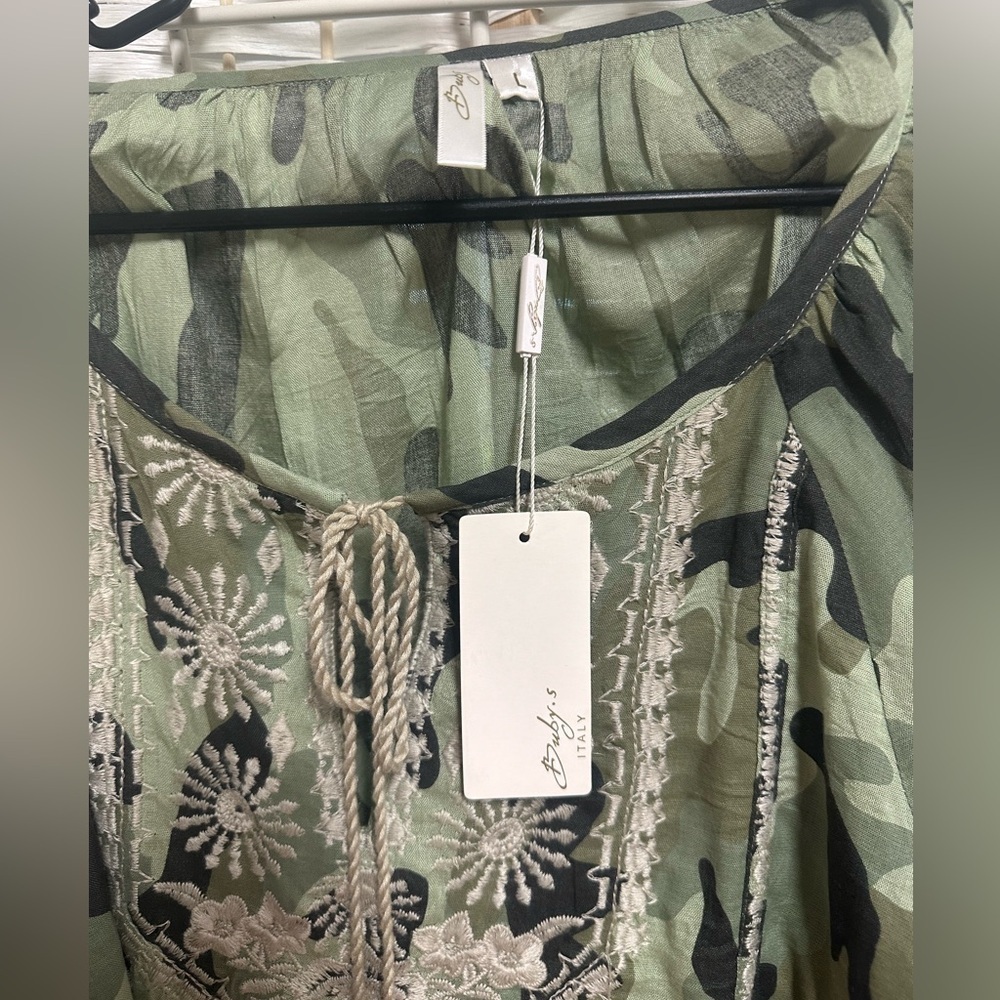 Buby’s Italy camouflage colored house size L with tags women’s - Picture 2 of 6